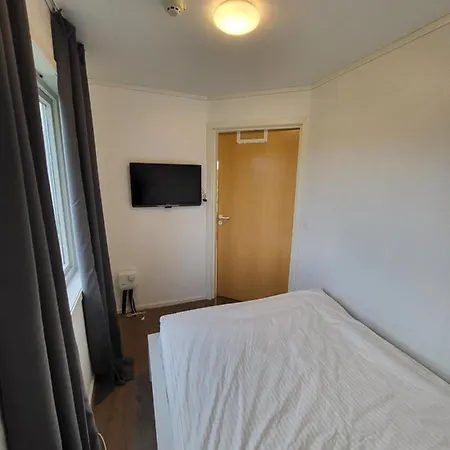 Aparthotel Vollvaagen Smola, Boat Included Smola
