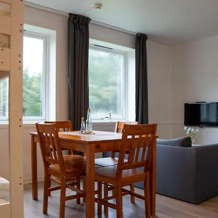 Apart Otel Vollvaagen Smola, Boat Included