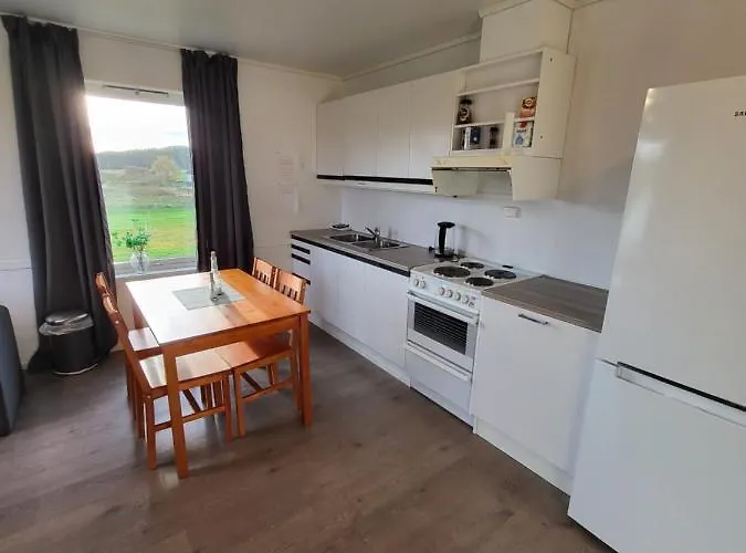 Vollvaagen Smola, Boat Included Apart Otel