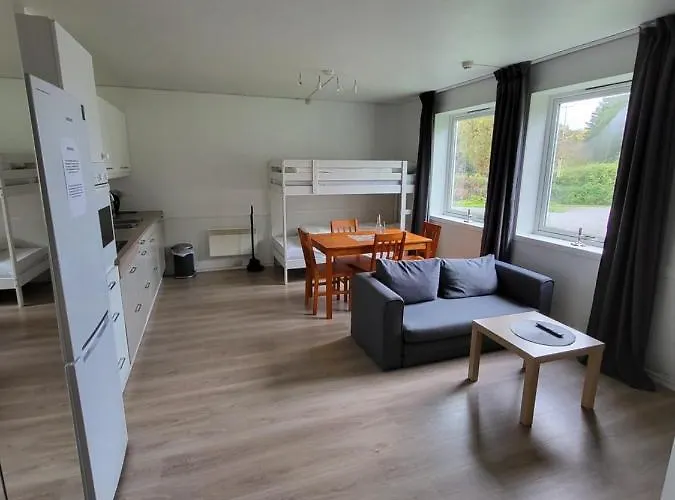 Vollvaagen Smola, Boat Included Apart Otel